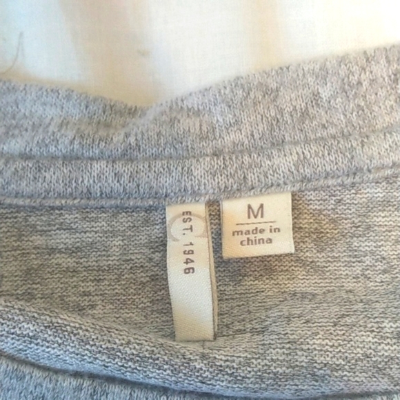 Cato EST. 1946 size M gray tunic top with street car scene. - Picture 10 of 13